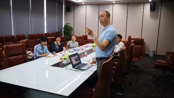 赣江南昌经开区领导受邀访问卧龙娱乐加速器，为优质项目落地南昌创造新机遇